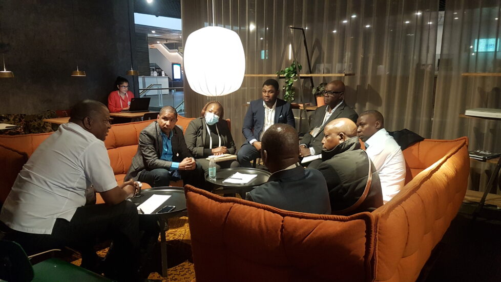 Reunión bilateral entre la Delegación Africana y Kingston