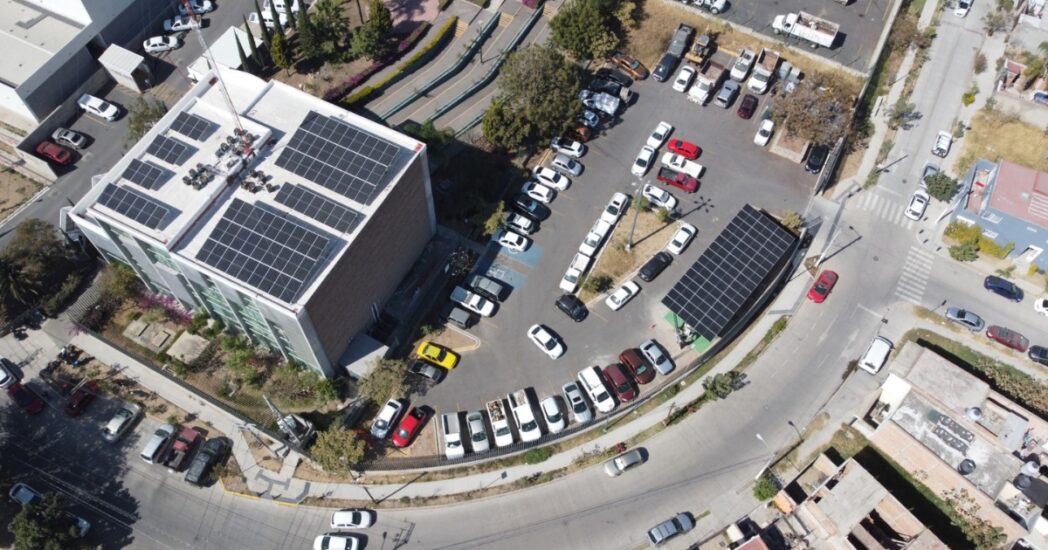 El Gobierno de Zapopan instaló sistemas fotovoltaicos en edificios públicos